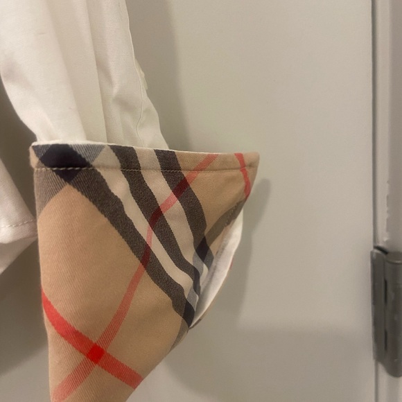 Burberry Blouse, Size Small - Picture 4 of 7
